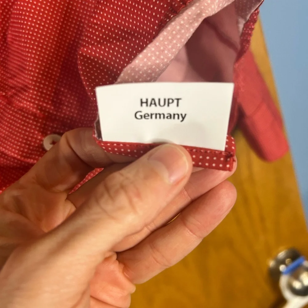 Haupt Germany Men’s Mldern Fit shirt M 39/40 Red Geometric Button Front Long Sle